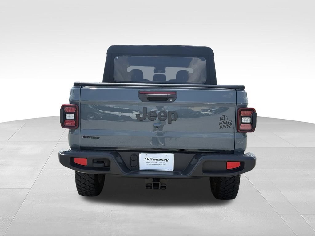 Used 2024 Jeep Gladiator Sport AWD/4WD image 25