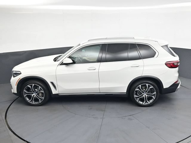 Used 2021 BMW X5 xDrive40i w/ Convenience Package AWD/4WD image 25