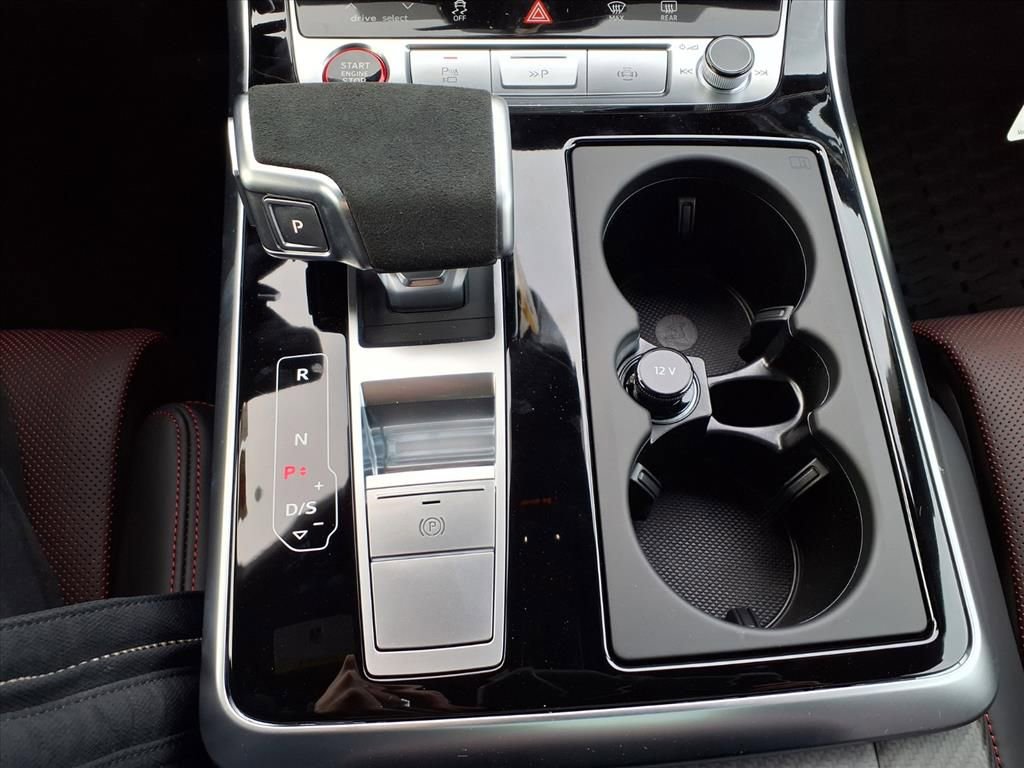 New 2026 Audi RS Q8 performance image 21