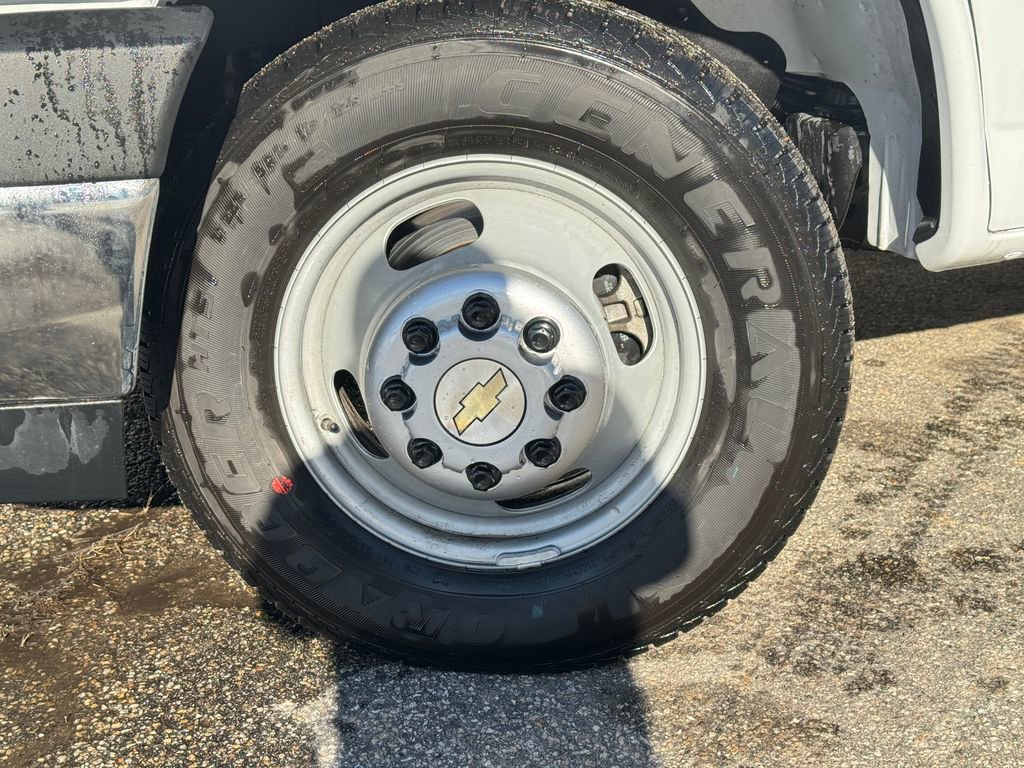 New 2026 Chevrolet Express 4500 w/ Power Convenience Package image 4