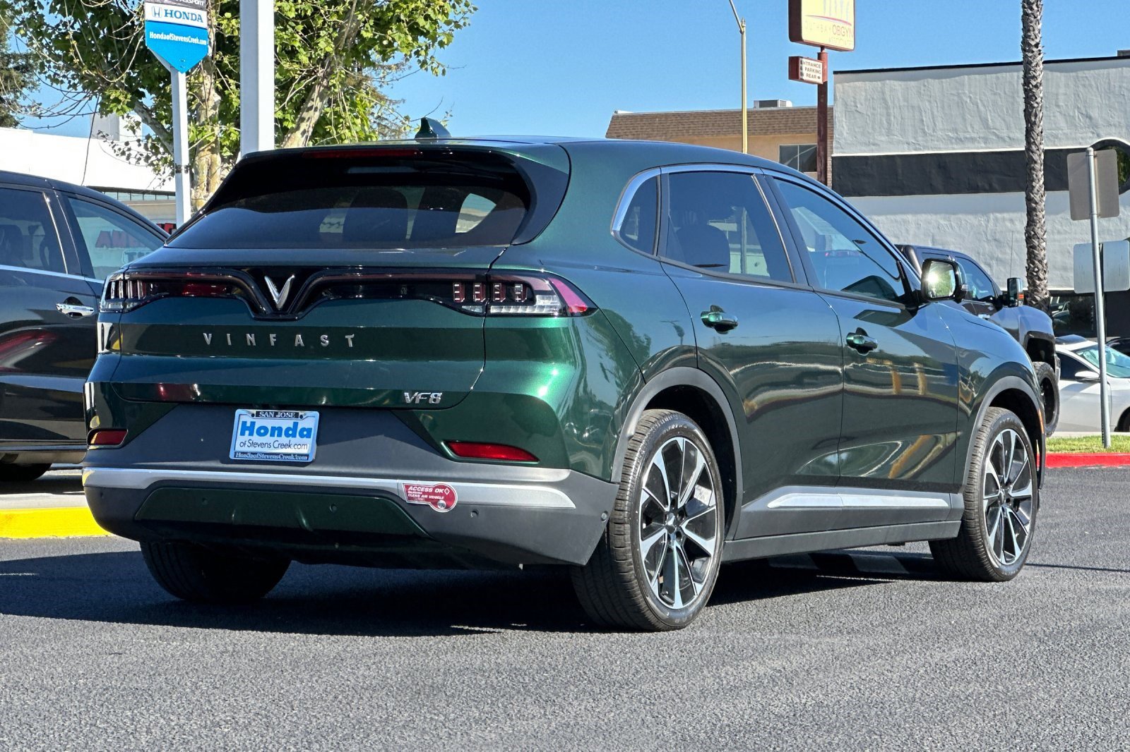 Used 2023 VinFast VF 8 Plus AWD/4WD image 8