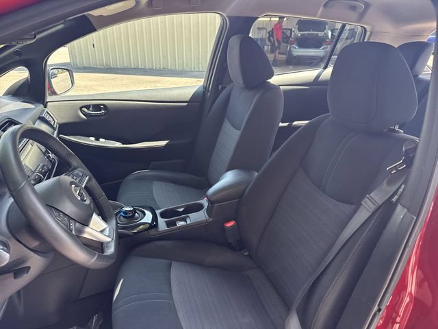 Used 2018 Nissan Leaf SV w/ SV Technology Package FWD image 14