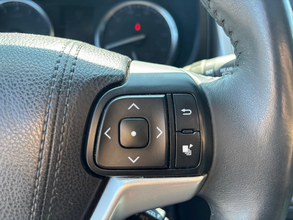 Used 2016 Toyota Highlander XLE AWD/4WD image 20