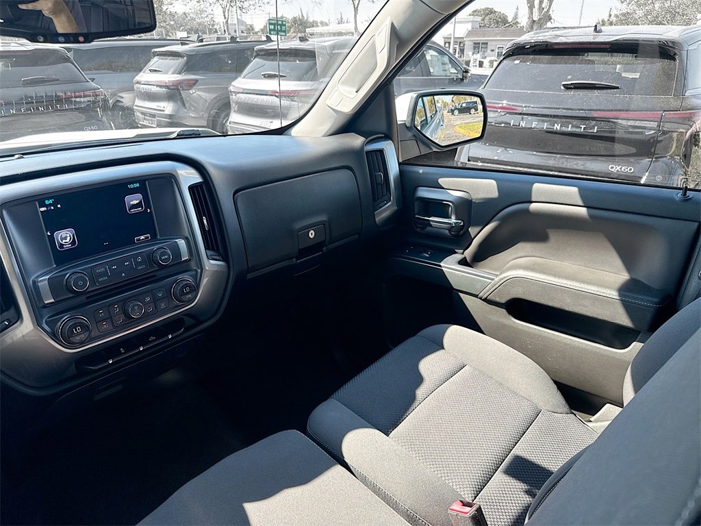 Used 2018 Chevrolet Silverado 1500 LT w/ All Star Edition image 22
