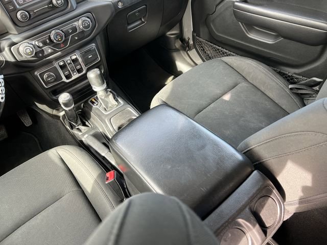 Used 2018 Jeep Wrangler Unlimited Sport S image 22
