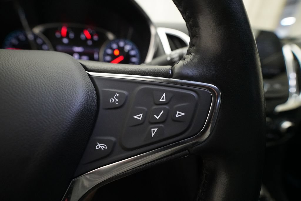 Used 2020 Chevrolet Equinox Premier AWD/4WD image 19