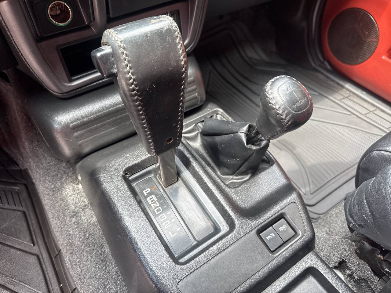 Used 1999 Isuzu VehiCROSS AWD/4WD image 25