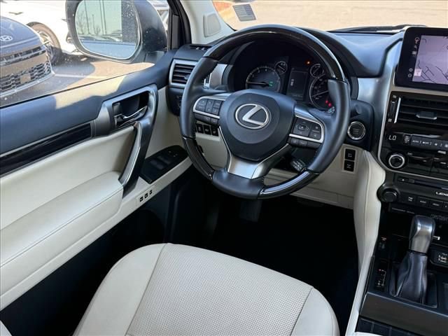 Used 2022 Lexus GX 460 Premium image 9