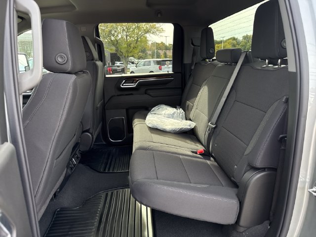 New 2026 GMC Sierra 2500 SLE w/ SLE Value Package; AWD/4WD image 14
