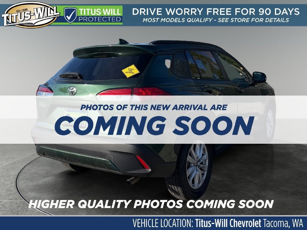 Used 2022 Toyota Corolla Cross LE w/ Moonroof Package AWD/4WD image 5