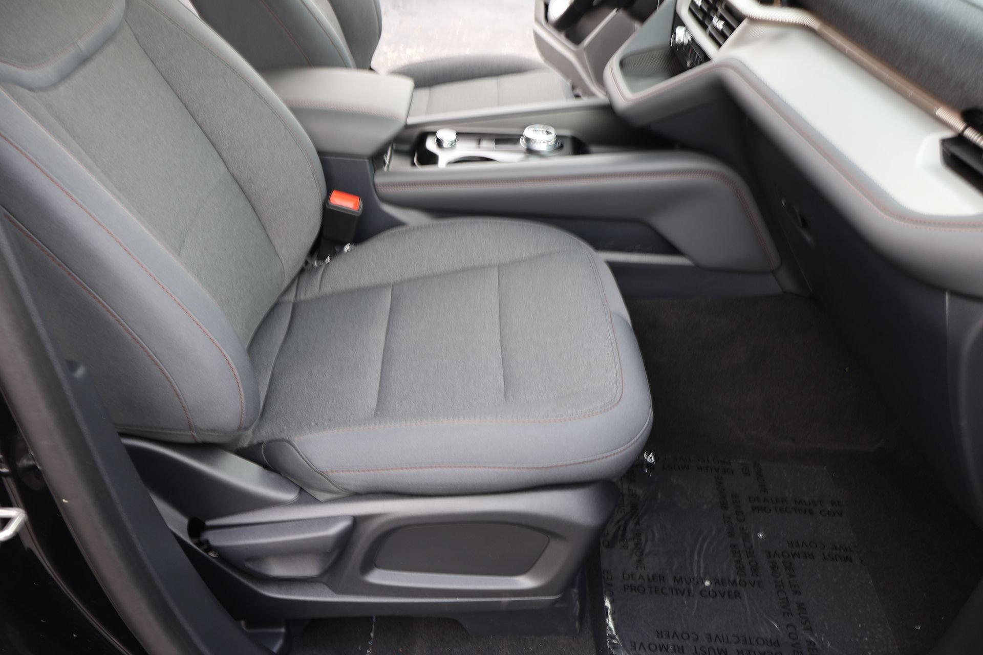New 2026 Ford Explorer Active RWD image 15