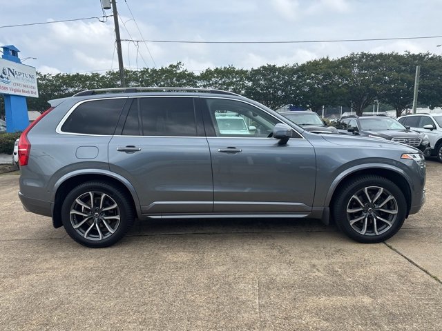 Used 2018 Volvo XC90 T6 Momentum w/ Convenience Package image 5