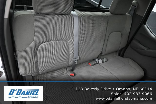 Used 2014 Nissan Frontier SV AWD/4WD image 38