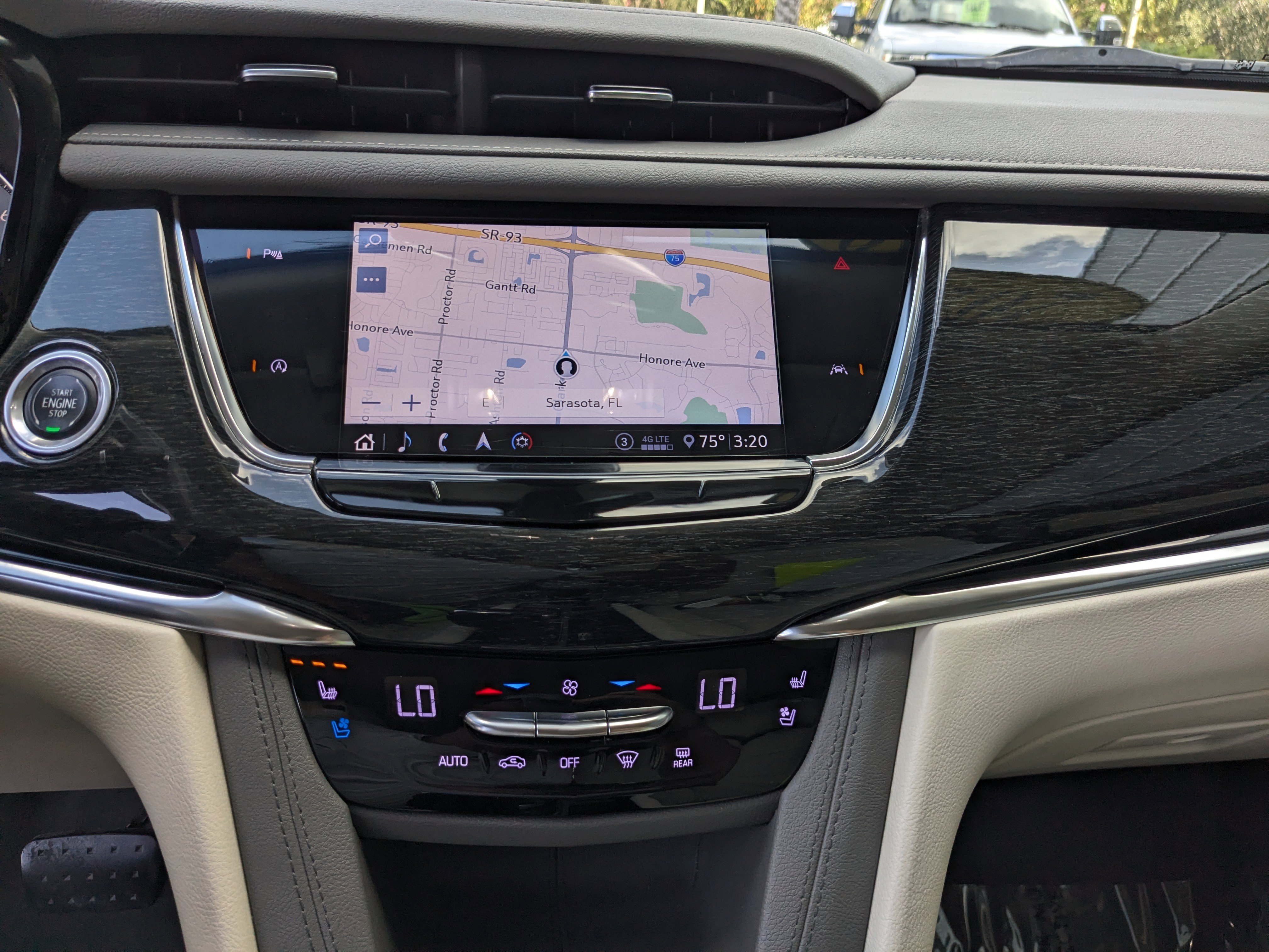 Used 2020 Cadillac XT6 Premium Luxury image 23