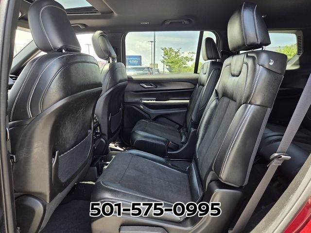 Used 2023 Jeep Grand Cherokee L Laredo AWD/4WD image 11
