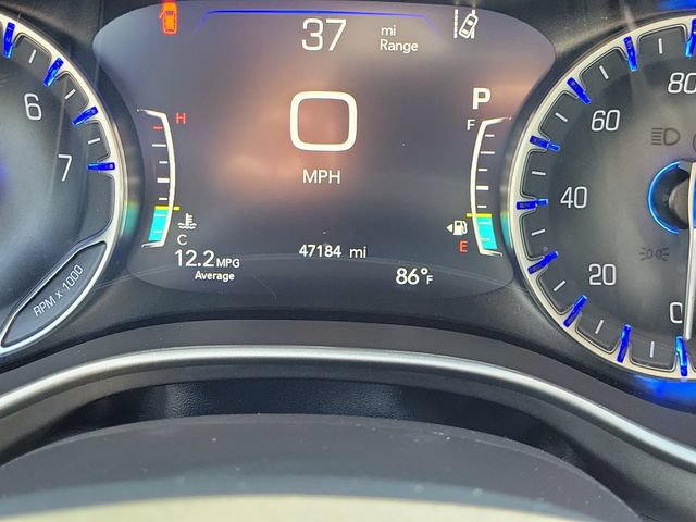 Used 2022 Chrysler Pacifica Touring-L AWD/4WD image 31