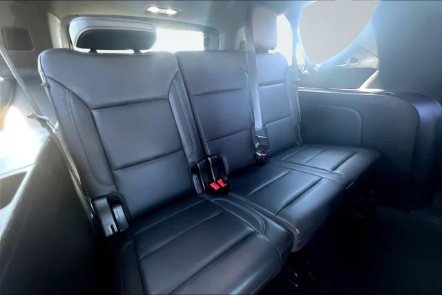 Used 2022 Chevrolet Suburban LT image 26