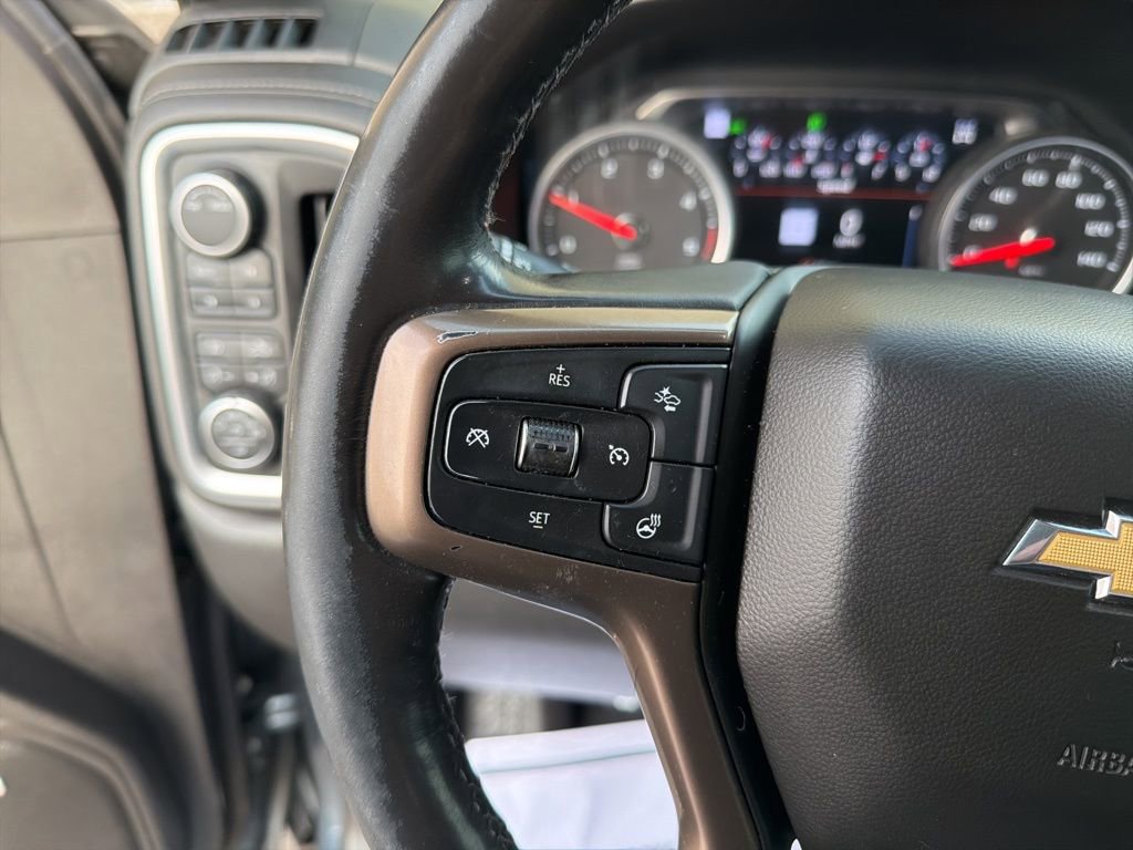 Used 2020 Chevrolet Silverado 3500 High Country image 22