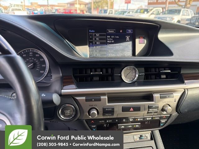 Used 2016 Lexus ES 350 w/ Navigation System Package image 20