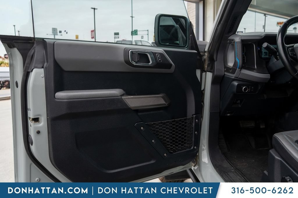 Used 2022 Ford Bronco Black Diamond AWD/4WD image 18