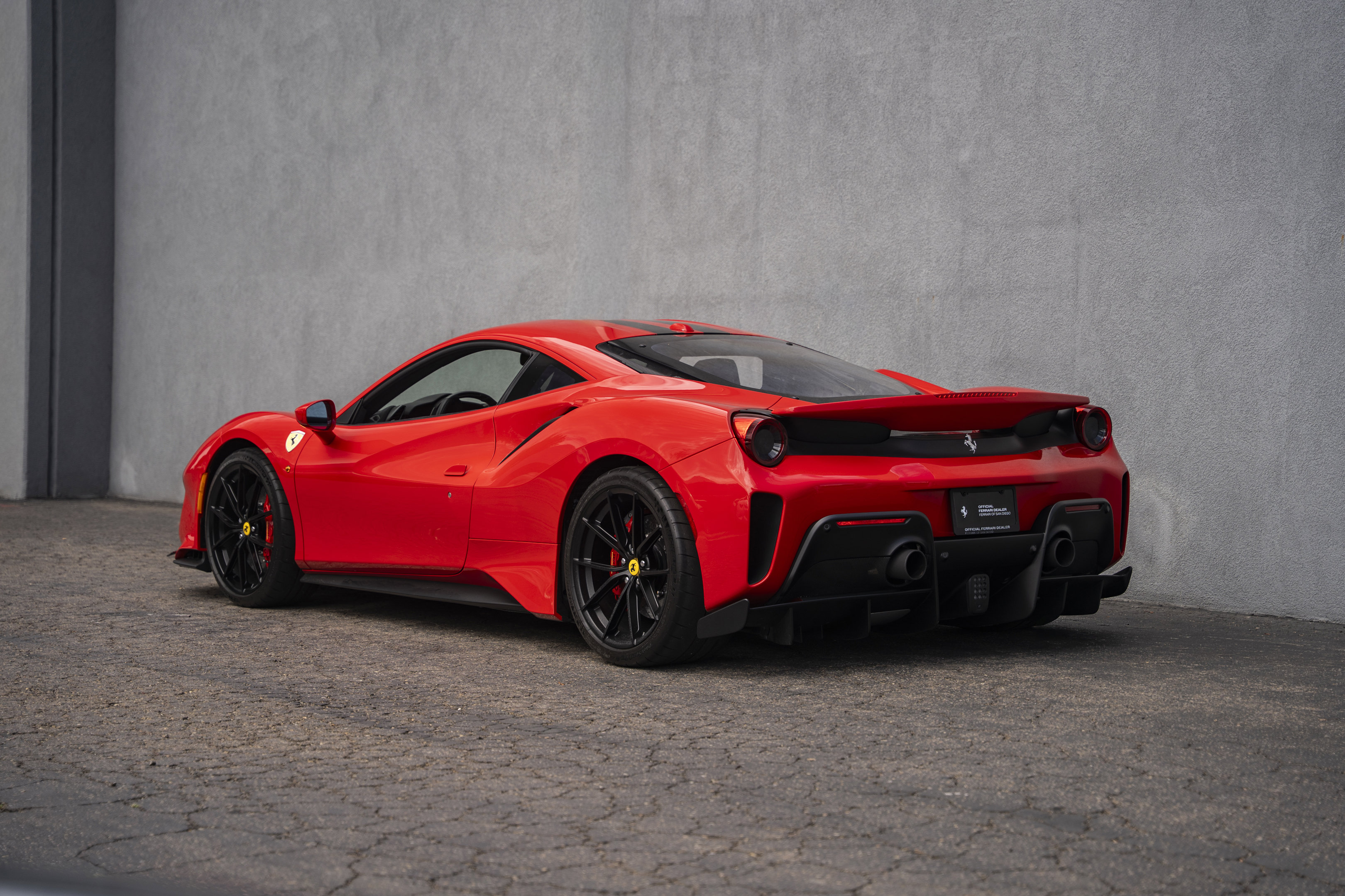 Certified 2020 Ferrari 488 Pista Coupe RWD image 3