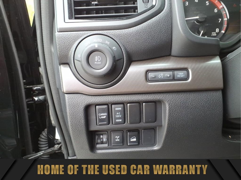 Used 2024 Nissan Titan PRO-4X w/ Pro-4x Utility Package image 18