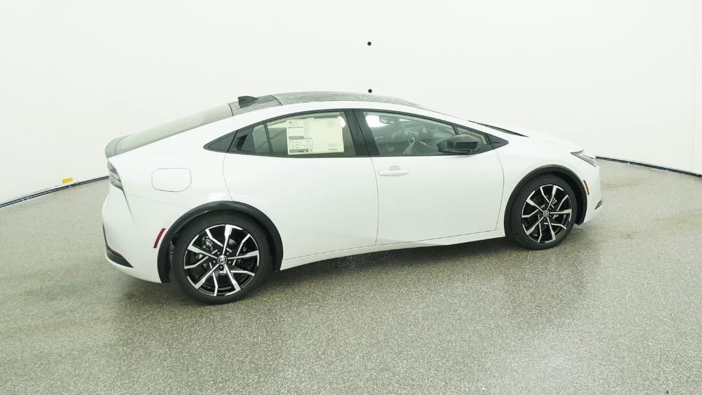 New 2026 Toyota Prius Plug-In Hybrid FWD image 24