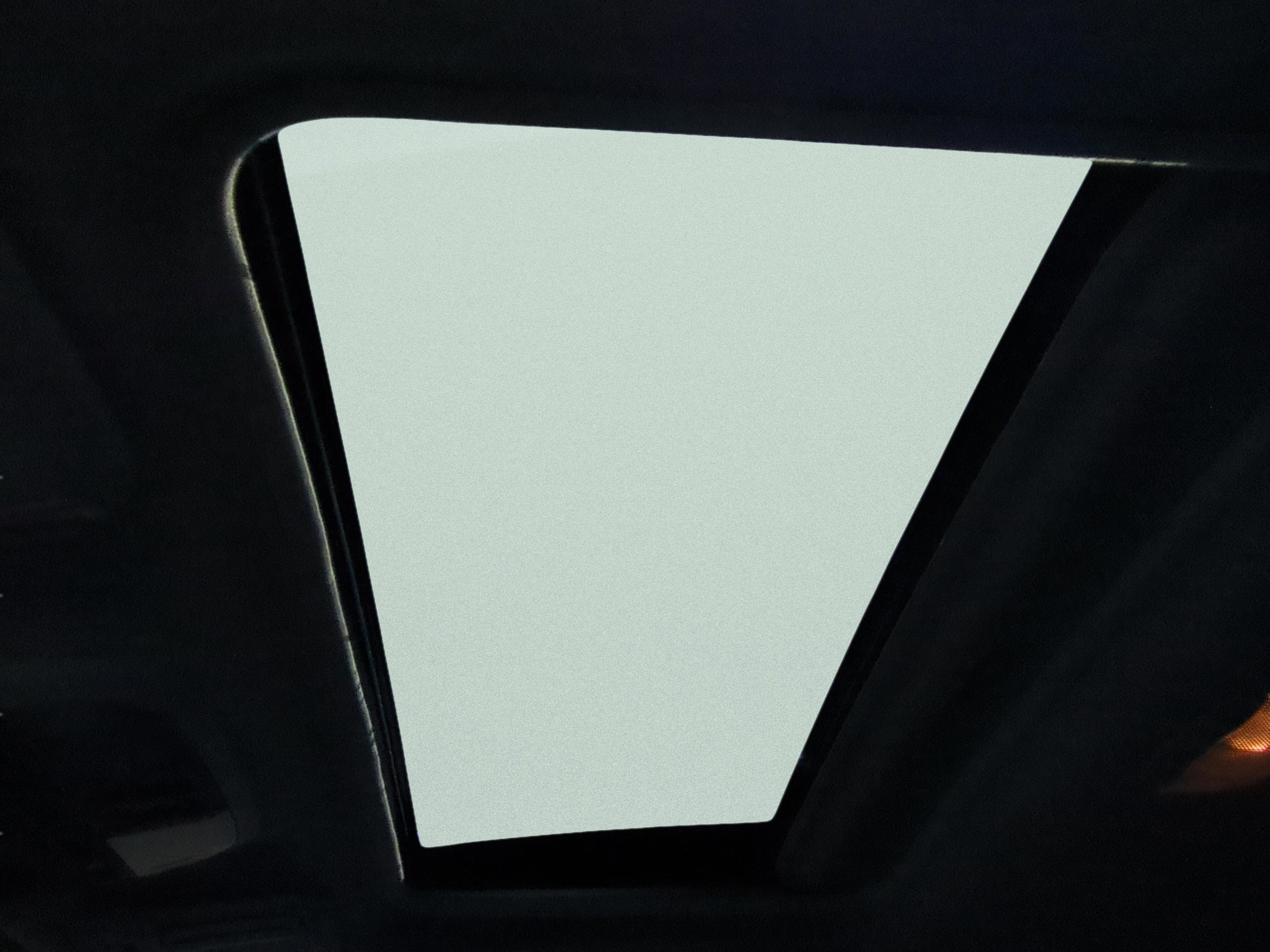 Used 2021 Subaru Crosstrek 2.0i Premium w/ Moonroof Package image 19