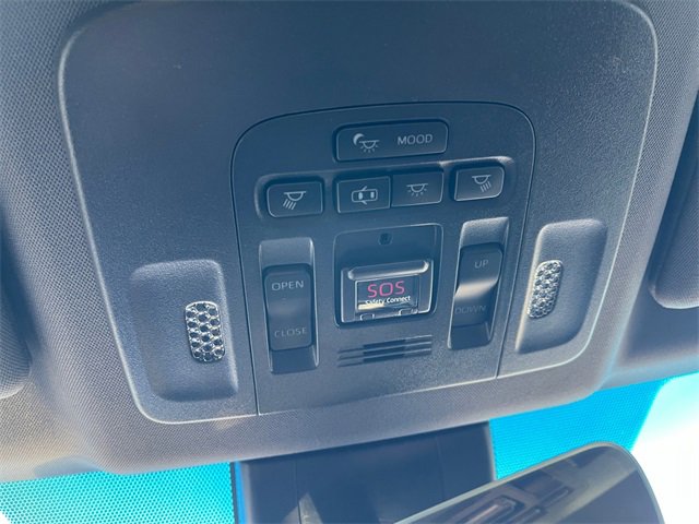 Used 2020 Toyota Avalon Touring w/ Advanced Safety Package image 26