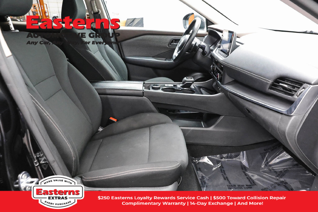 Used 2023 Nissan Rogue S AWD/4WD image 24
