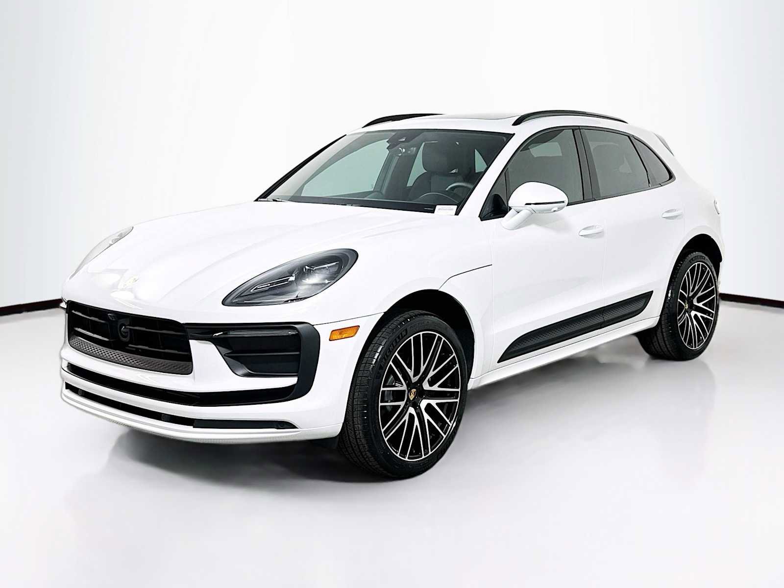 New 2026 Porsche Macan image 1