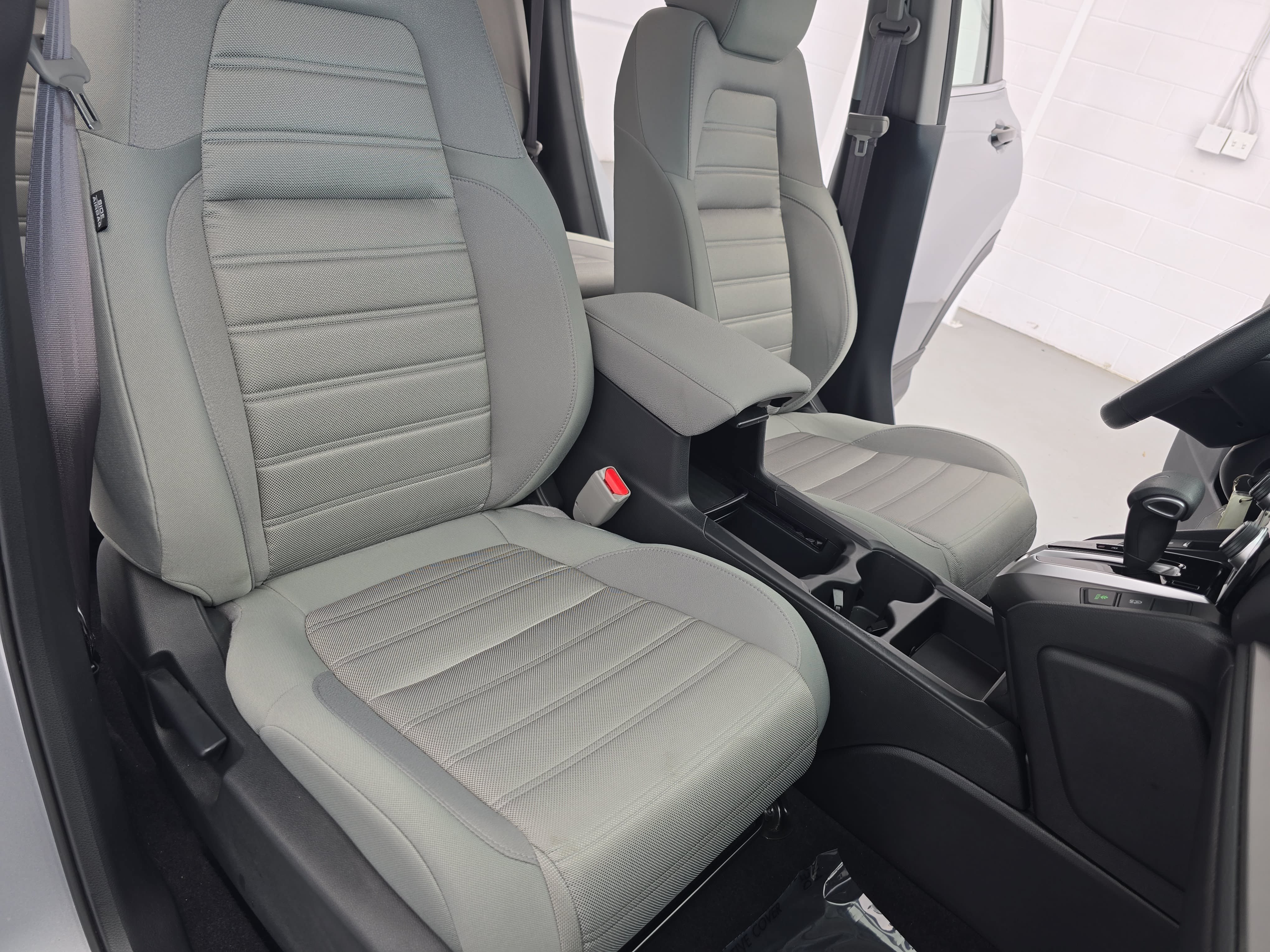 Used 2020 Honda CR-V LX image 10
