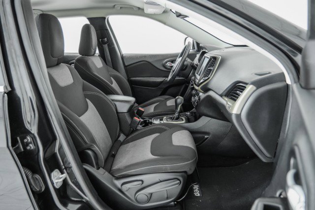 Used 2014 Jeep Cherokee Latitude image 29