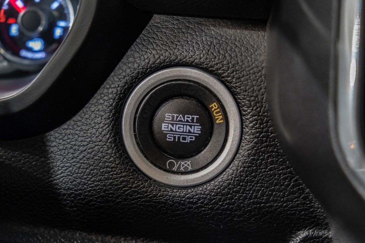 Used 2020 RAM 2500 Laramie w/ Night Edition image 20