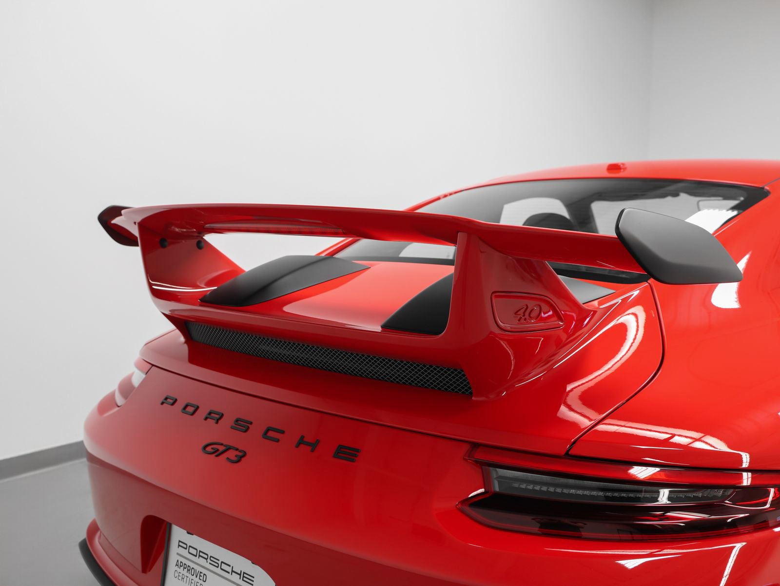 Certified 2018 Porsche 911 GT3 image 14