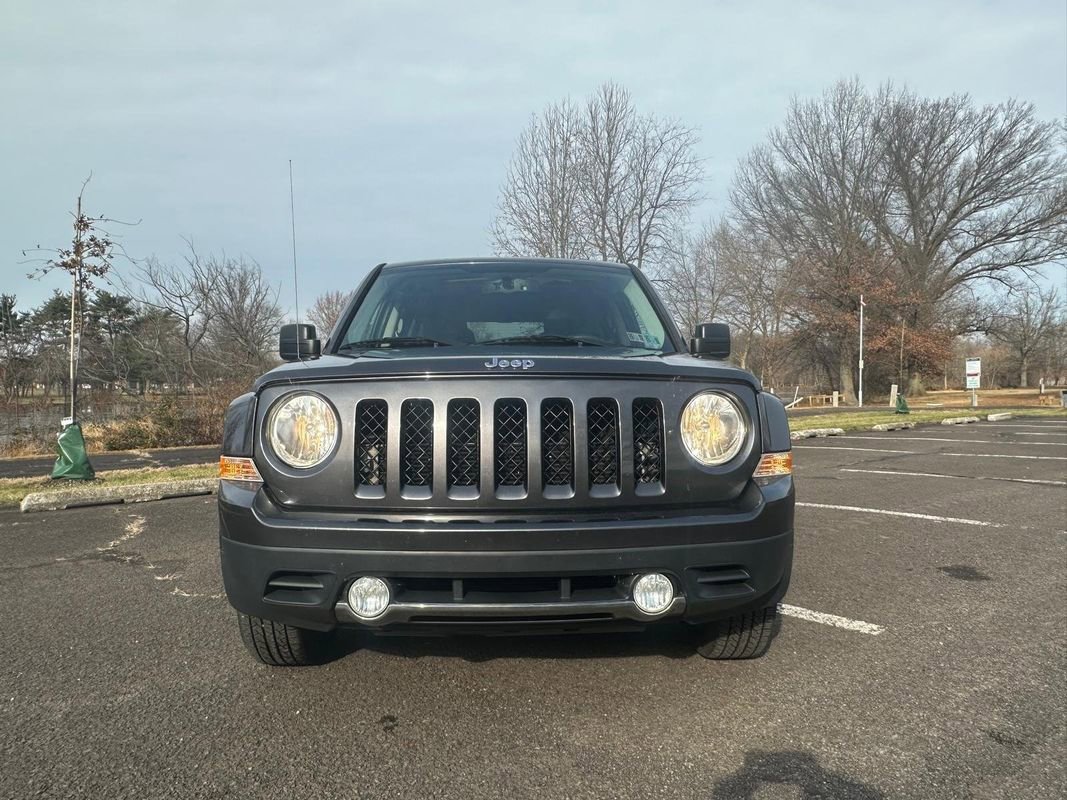 Used 2017 Jeep Patriot High Altitude image 5