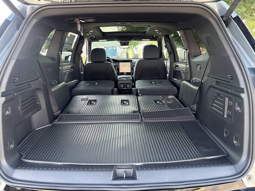 New 2026 GMC Acadia Denali w/ Super Cruise Package FWD image 48