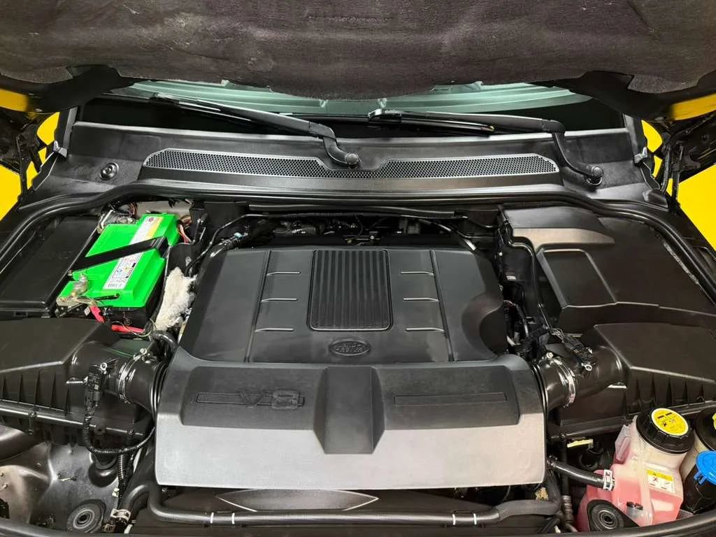 Used 2012 Land Rover LR4 HSE LUX image 38