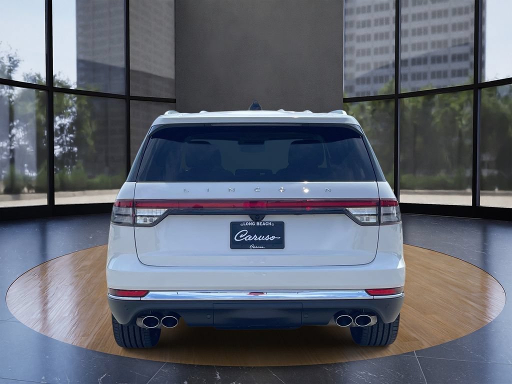 Used 2025 Lincoln Aviator Reserve w/ Equipment Group 201A AWD/4WD image 5