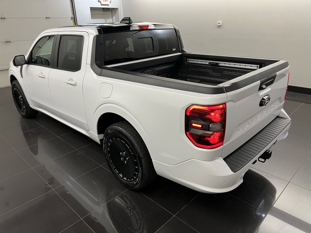 New 2025 Ford Maverick Lobo image 4