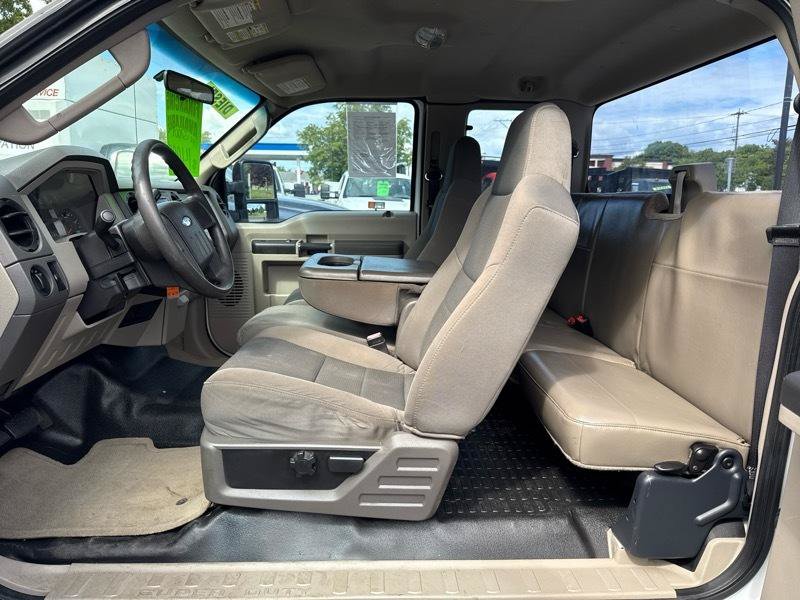 Used 2009 Ford F350 XL AWD/4WD image 6