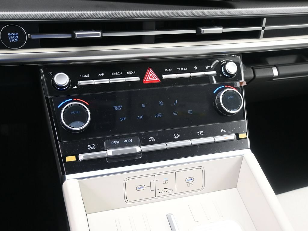 New 2026 Hyundai Santa Fe SE AWD/4WD image 16