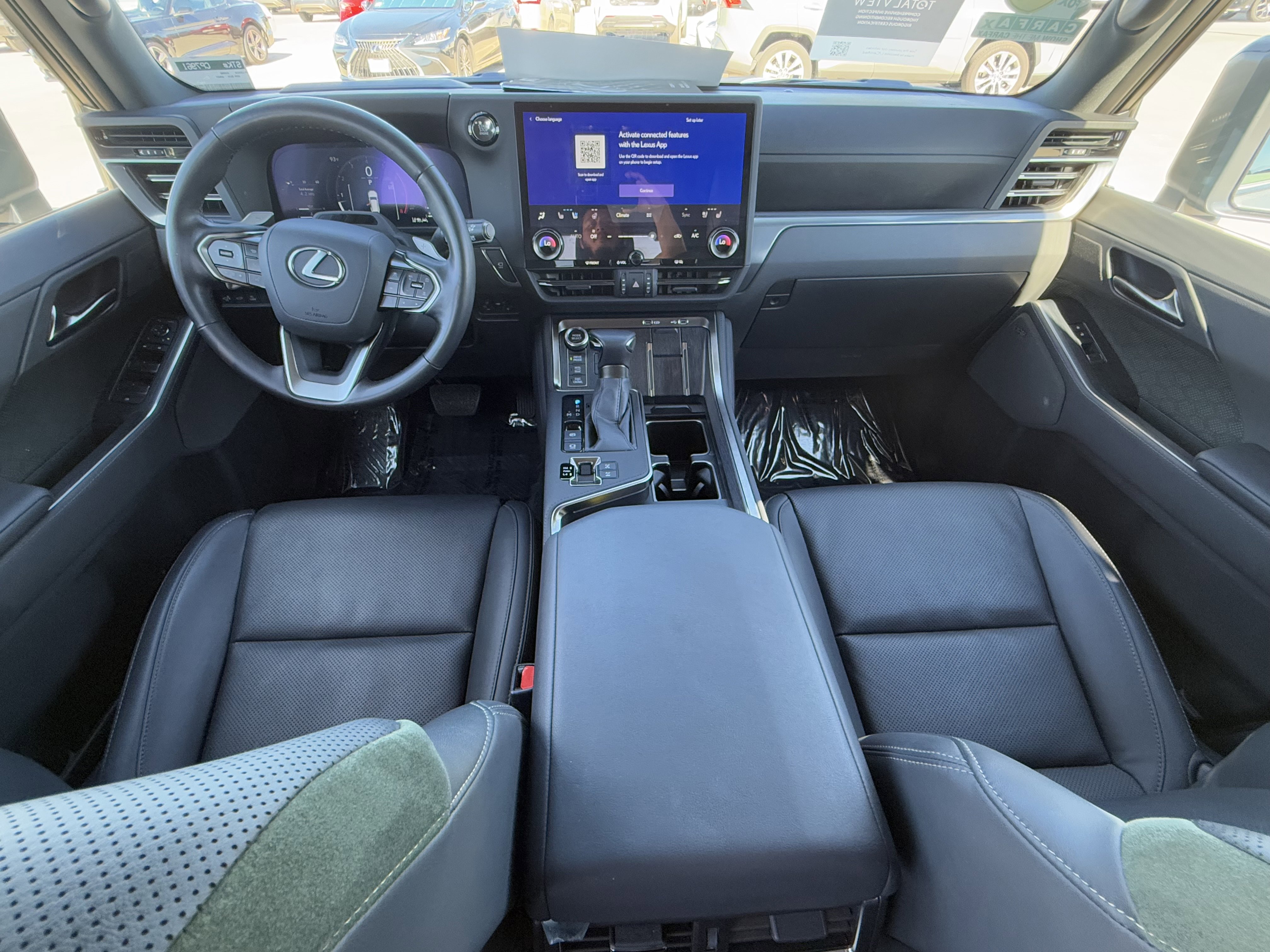 Certified 2024 Lexus GX 550 image 29