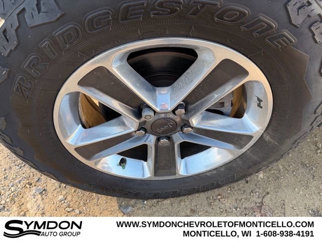 Used 2020 Jeep Wrangler Unlimited Sahara image 29