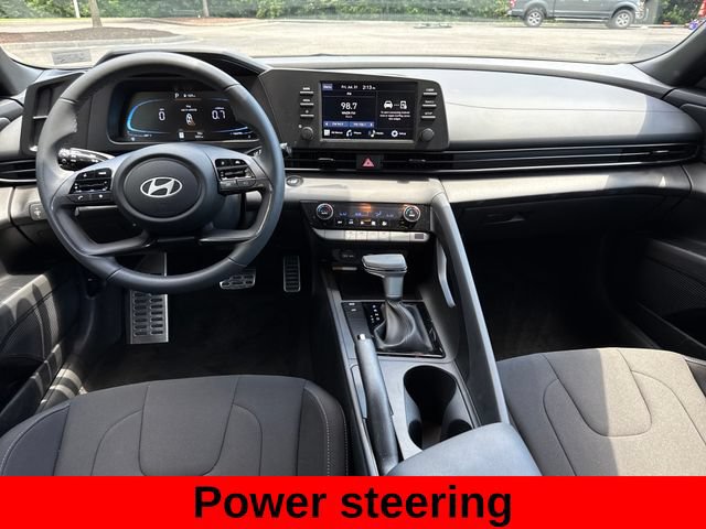 Used 2026 Hyundai Elantra Sport FWD image 21
