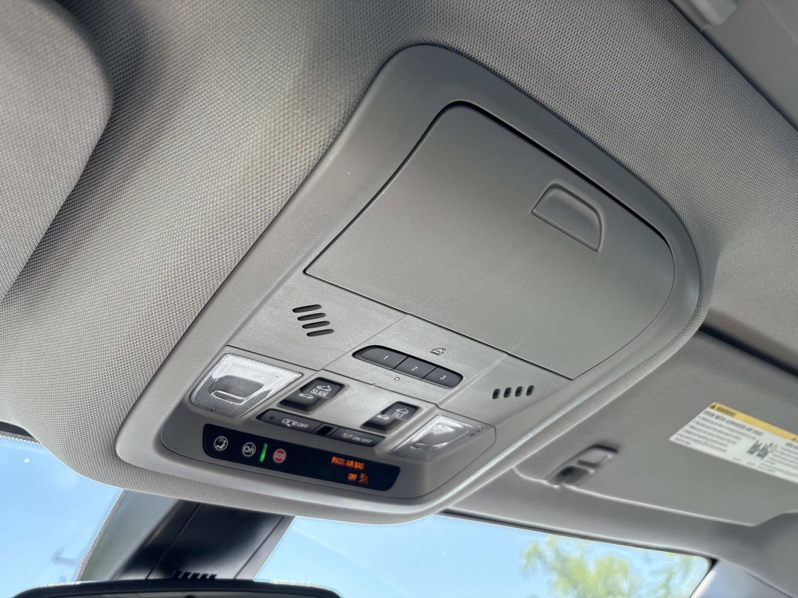Used 2023 GMC Acadia AT4 w/ Technology Package image 26