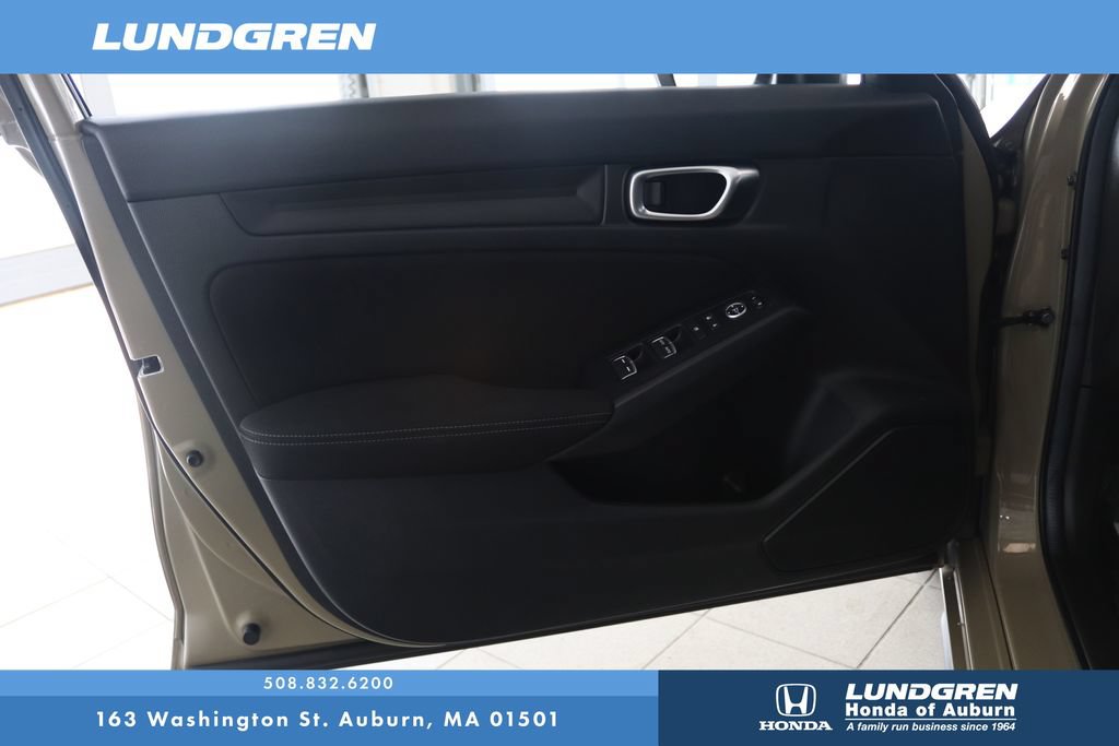 Used 2025 Honda Civic Sport image 10