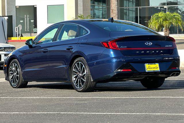 Certified 2021 Hyundai Sonata Limited w/ Cargo Package FWD image 6