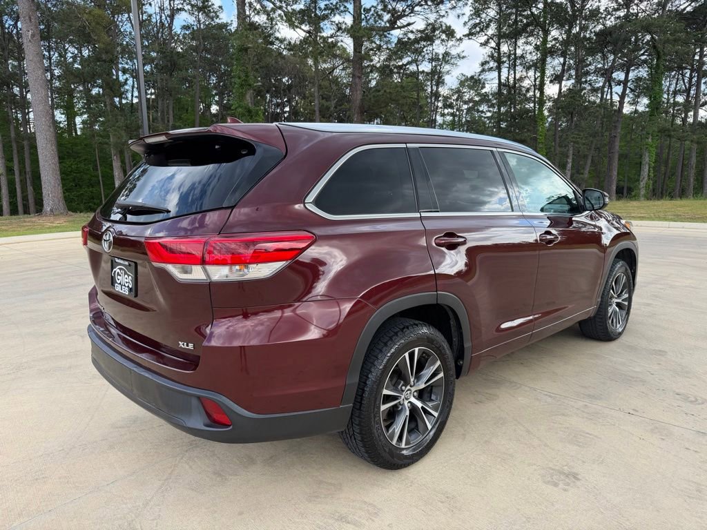 Used 2018 Toyota Highlander FWD V6 image 5