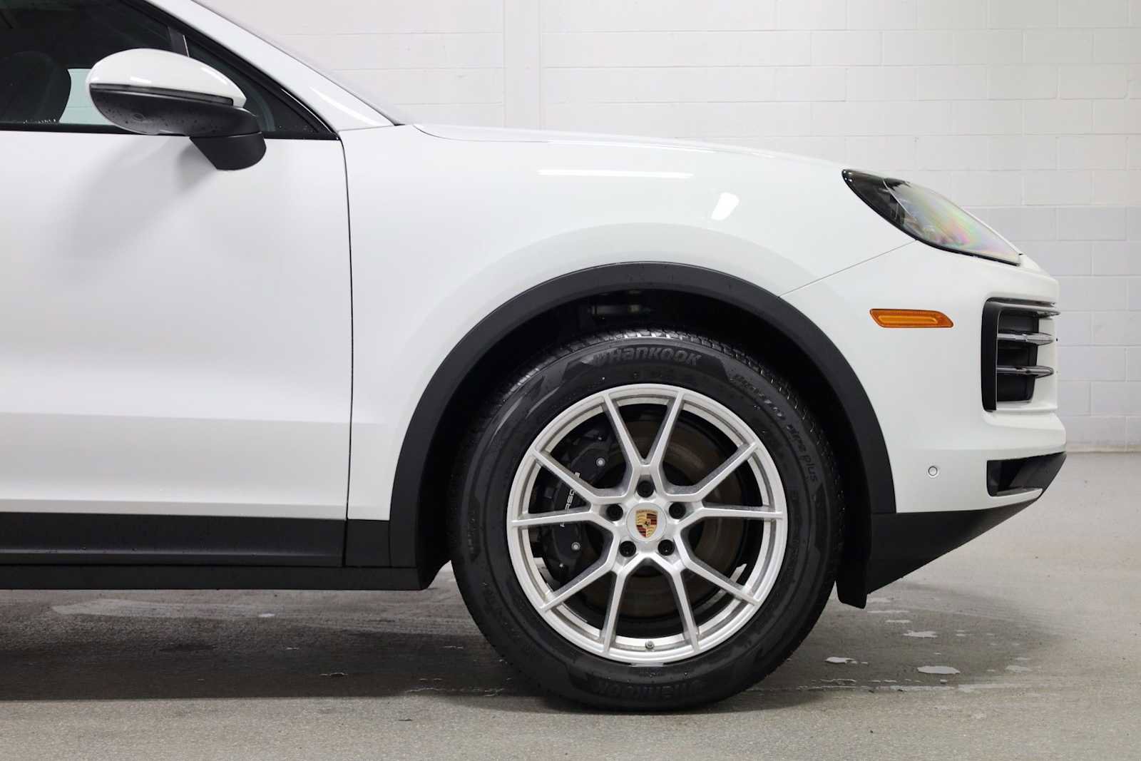 New 2026 Porsche Cayenne Coupe AWD/4WD image 11